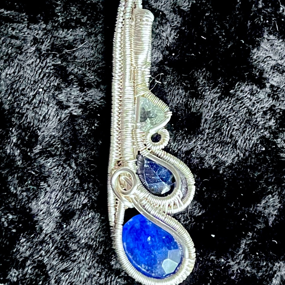 Real sapphire and aquamarine pendant